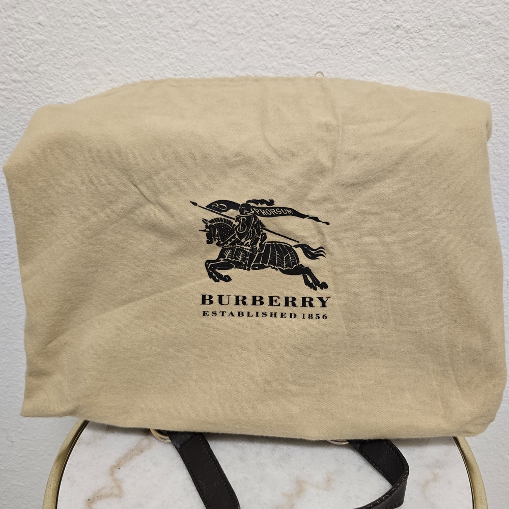 Burberry Beige Checkered Women's Bag - Picture 9 of 9